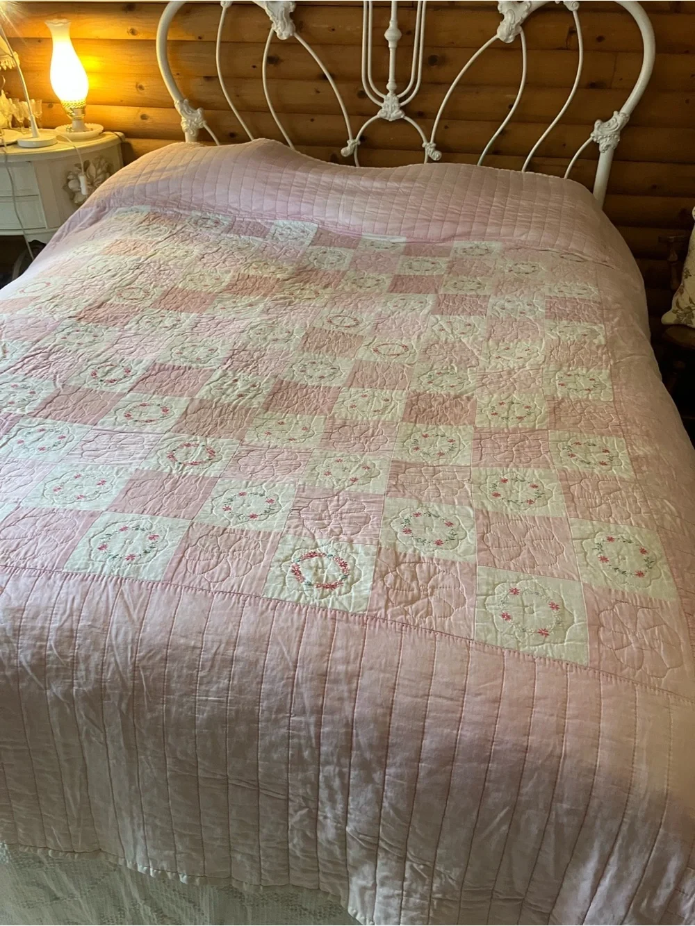 Hand sewn embroidered vintage quilt size full / queen